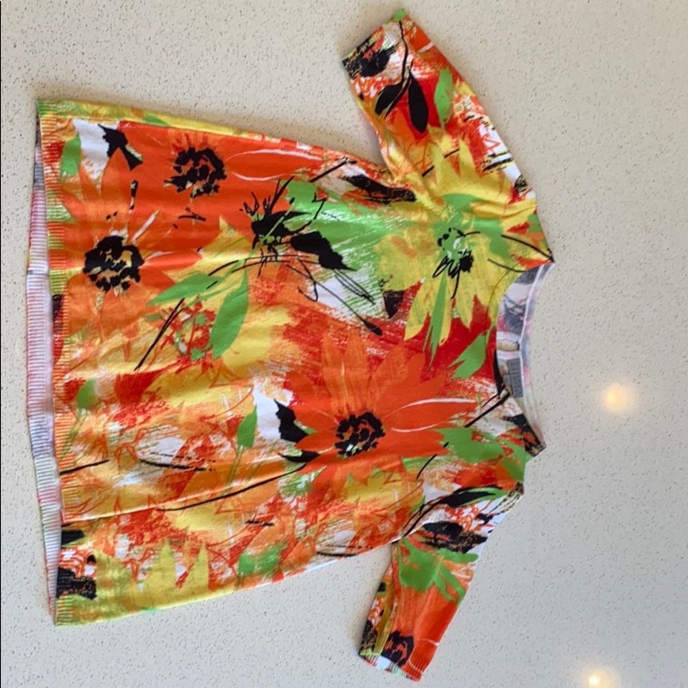 short sleeve shirt